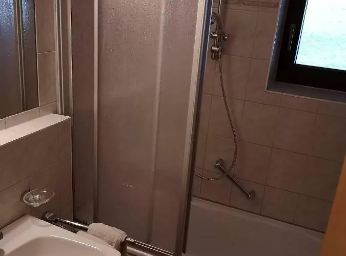 Haus Pechtl 3* سانكت ليونارد إم بيتزتال