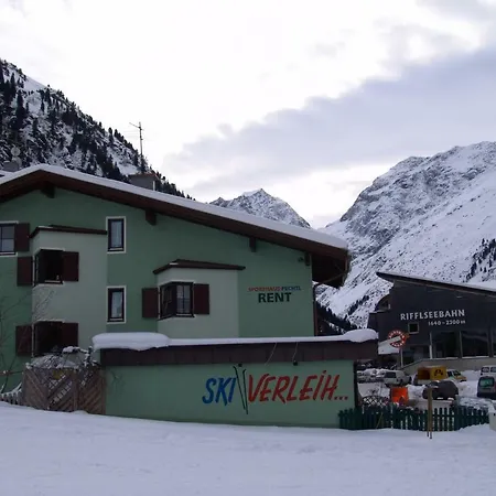 Guest house Haus Pechtl Sankt Leonhard im Pitztal